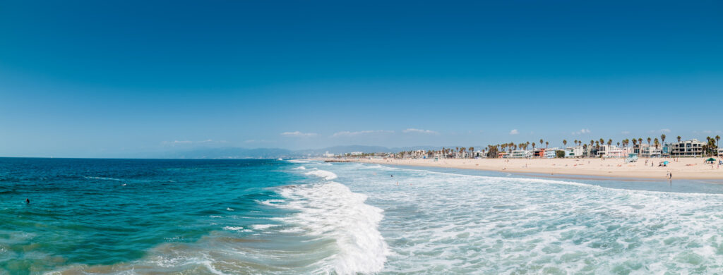 Pacific ocean coastline in Los Angeles